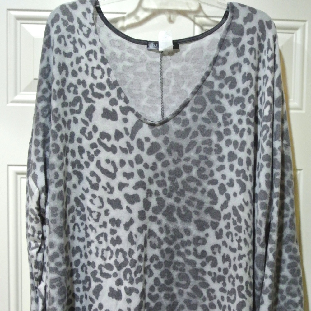 Women's 2x Glitzy Girls Gray Cheetah Sweater